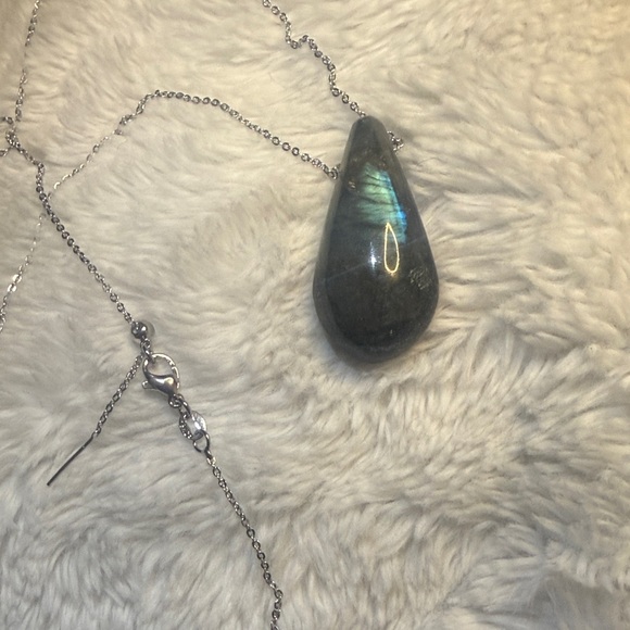 Jewelry - Labradorite Teardrop Floating Pendant Necklace - 18kGP Chain 24in